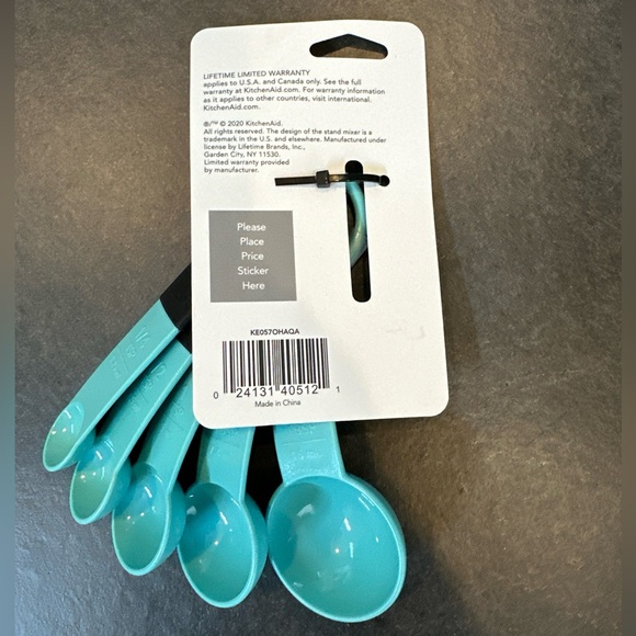 KitchenAid Classic Measuring Spoons, Set of 5, Aqua Sky - Picture 8 of 9